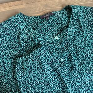 NYDJ Womens Medium Blue Green Leopard Print Round Neck Button Up 3/4 Slv Blouse